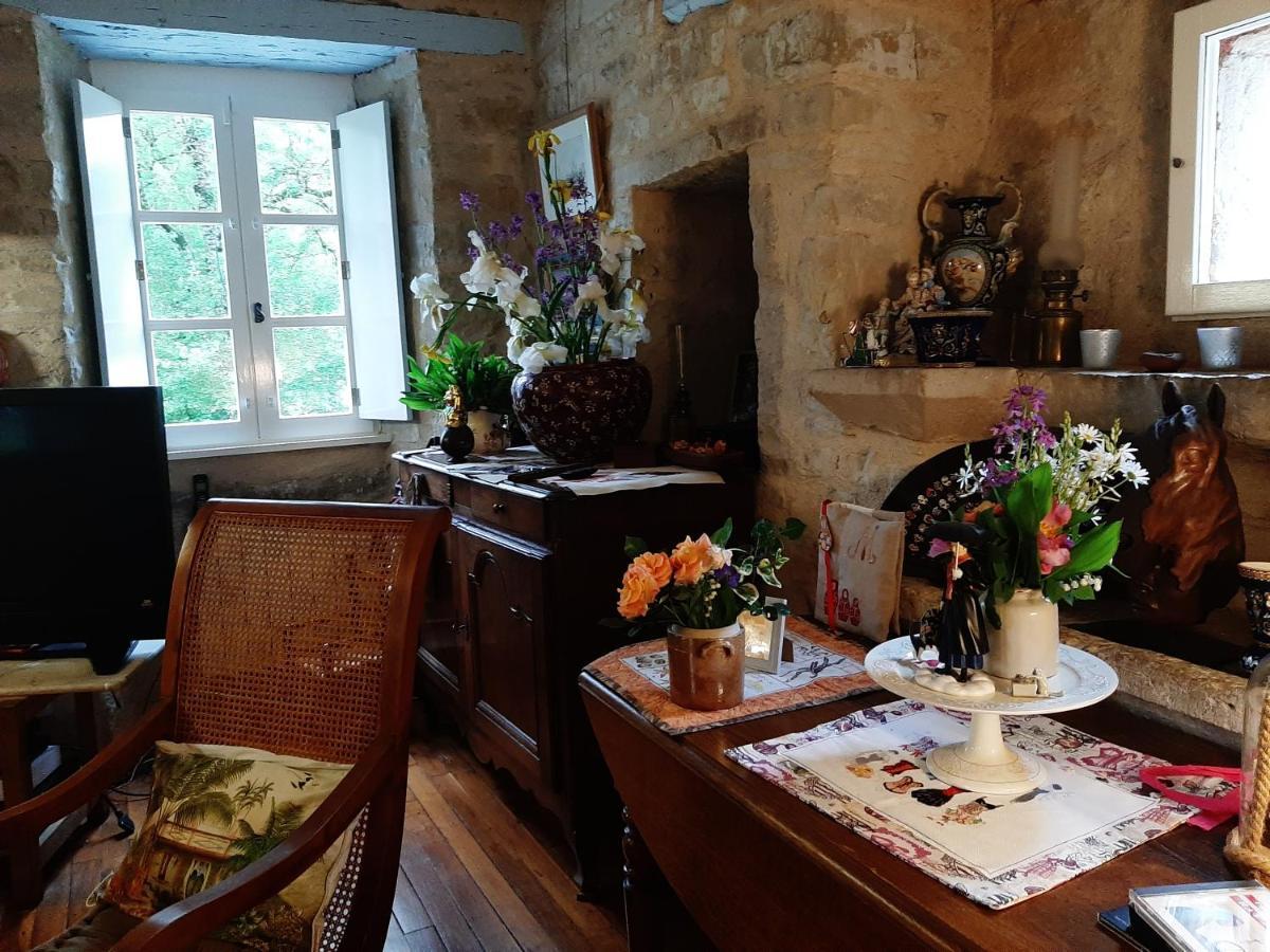 Le Moulin Des Cavaliers Bed & Breakfast La Rouquette Bagian luar foto
